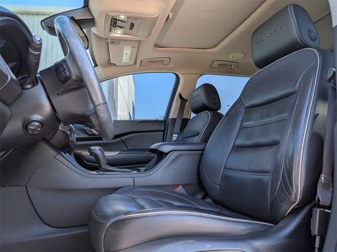 Used 2017 GMC Acadia Denali w/ Technology Package image 11