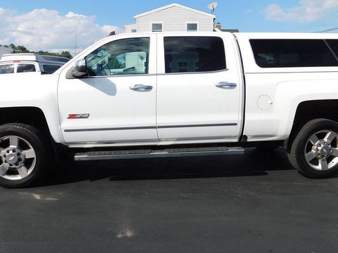 Used 2016 Chevrolet Silverado 2500 LTZ w/ Custom Sport Edition AWD/4WD image 8