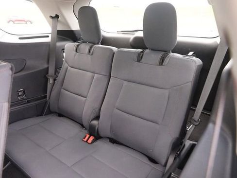 Certified 2025 Ford Explorer Active AWD/4WD image 11