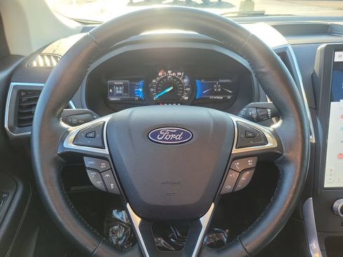 Certified 2023 Ford Edge Titanium AWD/4WD image 10