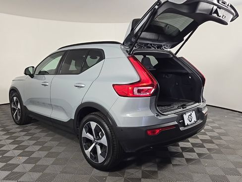 Certified 2026 Volvo XC40 B5 Plus AWD/4WD image 15