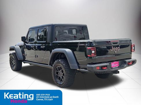 Used 2024 Jeep Gladiator Rubicon AWD/4WD image 5