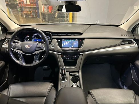 Used 2019 Cadillac XT5 Luxury image 11