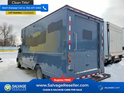 Used 2022 Ford Transit 350 DRW RWD image 4