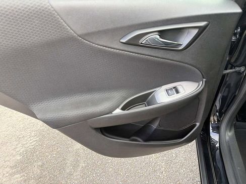 Used 2025 Chevrolet Malibu LT FWD image 16