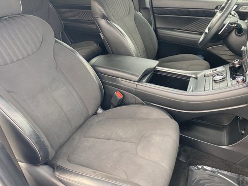 Used 2024 Hyundai Palisade Calligraphy image 10