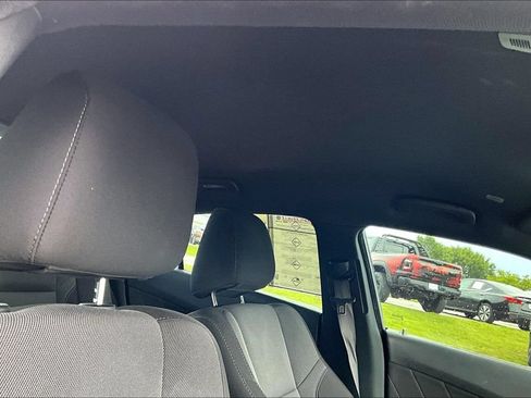 Used 2022 Dodge Charger SXT RWD image 18