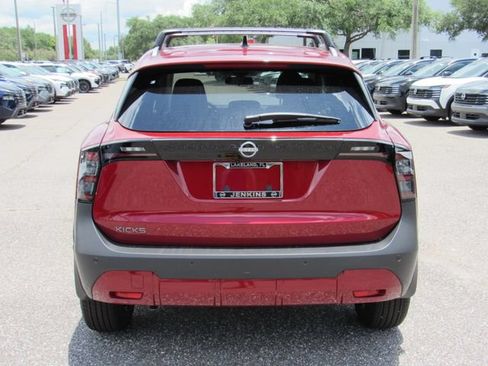 New 2026 Nissan Kicks SV w/ Cold Weather Package FWD image 4