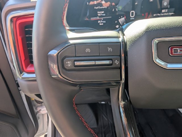 Used 2026 GMC Canyon AT4X w/ LPO, Black Badging Package AWD/4WD image 13