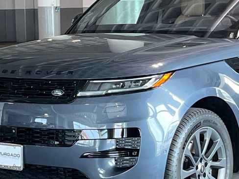 Used 2023 Land Rover Range Rover Sport SE Dynamic AWD/4WD image 5