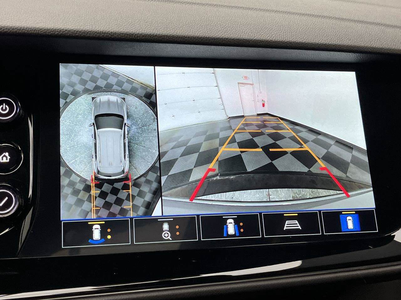 Certified 2023 Buick Envision Avenir AWD/4WD image 6