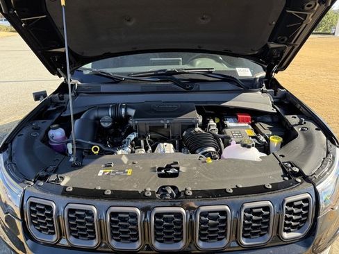 New 2026 Jeep Compass Latitude image 33