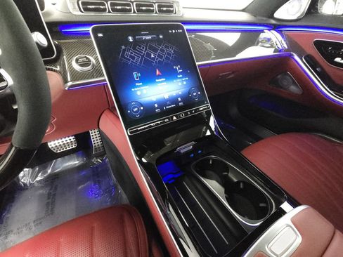Used 2024 Mercedes-Benz S 63 AMG S image 15