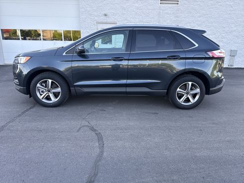 Certified 2023 Ford Edge SEL w/ Convenience Package AWD/4WD image 3