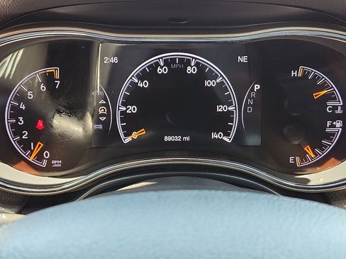 Used 2017 Jeep Grand Cherokee Limited w/ Luxury Group II RWD image 18