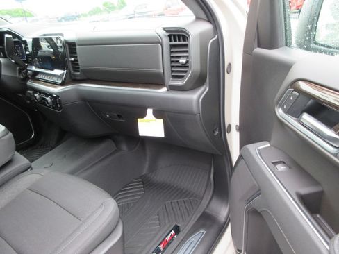 New 2026 Chevrolet Silverado 1500 RST w/ Z71 Off-Road Package AWD/4WD image 20