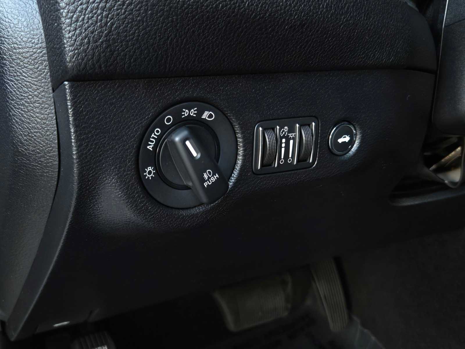 Used 2019 Dodge Challenger SXT w/ Blacktop Package RWD image 13
