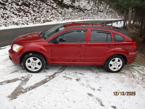 Used 2009 Dodge Caliber SXT image 3