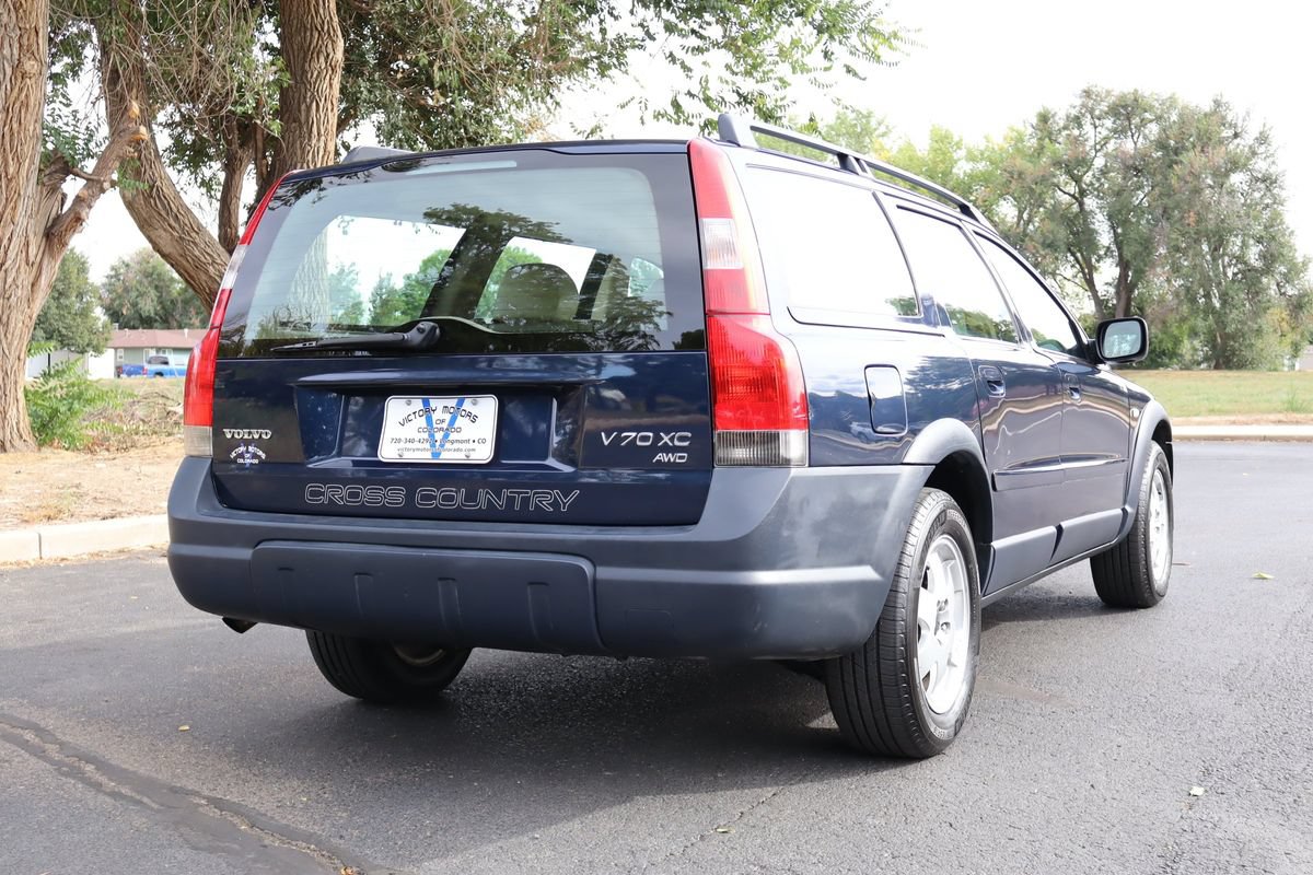Used 2002 Volvo V70 Cross Country AWD/4WD image 5
