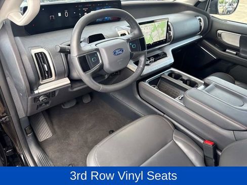 Used 2025 Ford Expedition Max Active AWD/4WD image 26