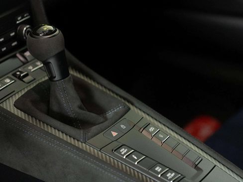 Used 2024 Porsche 718 Cayman GT4 RS image 36