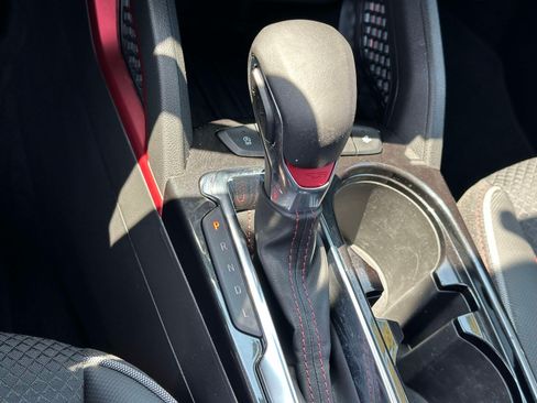 Used 2023 Chevrolet TrailBlazer RS w/ Convenience Package FWD image 33