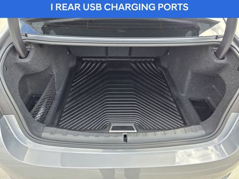 Used 2025 BMW 330i Sedan w/ Convenience Package image 18