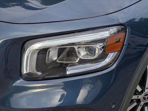 Used 2023 Mercedes-Benz GLB 250 image 6