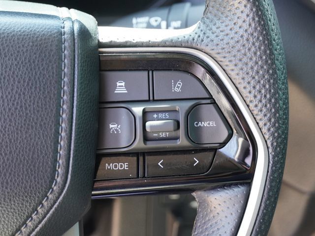 Used 2024 Toyota Tundra Limited AWD/4WD image 29