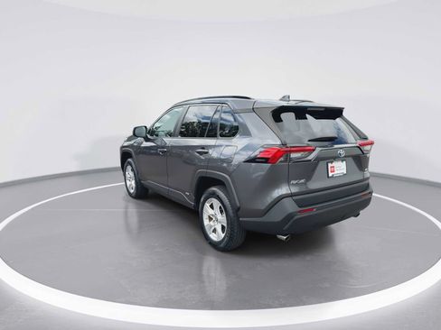 Certified 2021 Toyota RAV4 LE AWD/4WD image 6