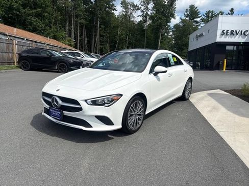 Used 2021 Mercedes-Benz CLA 250 4MATIC image 3
