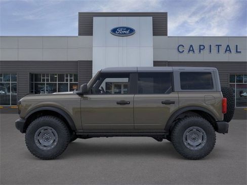 New 2025 Ford Bronco 4-Door w/ Sasquatch Package image 3