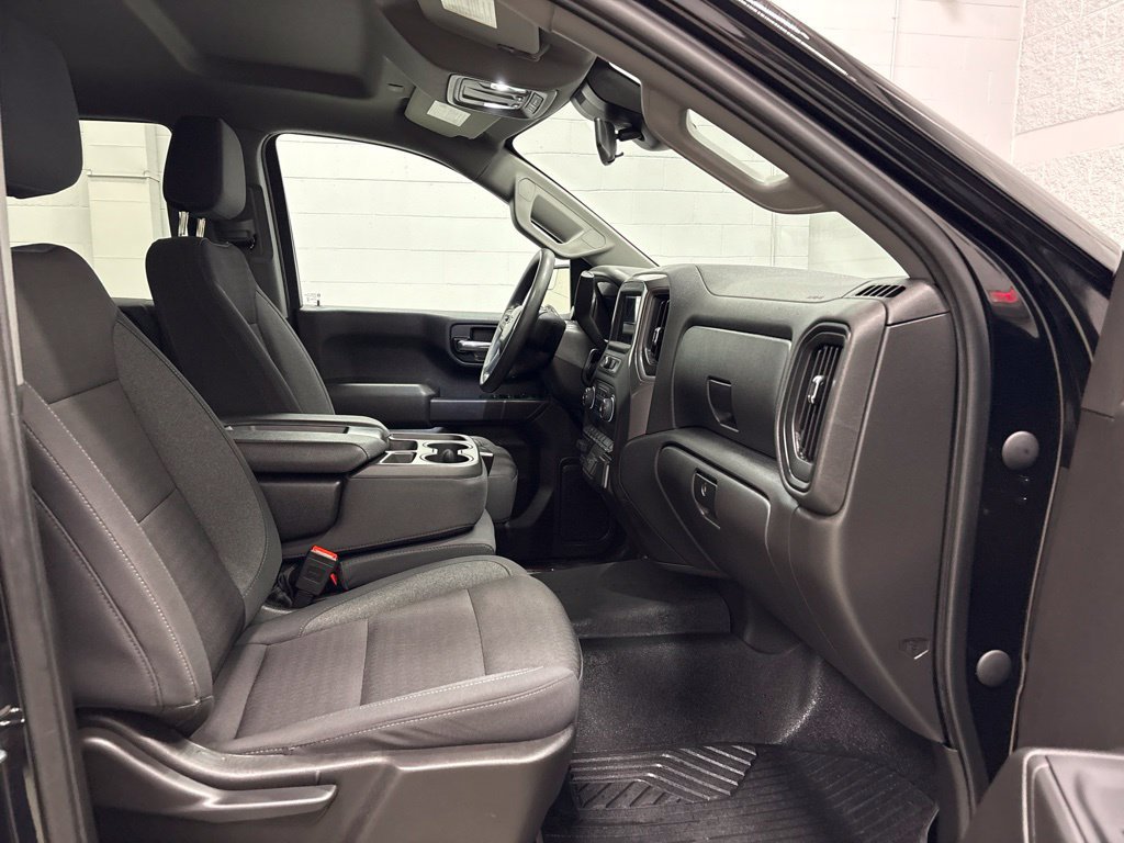 Used 2024 Chevrolet Silverado 1500 Custom Trail Boss w/ LPO, Dark Essentials Package AWD/4WD image 36