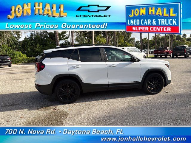 Used 2023 GMC Terrain SLE w/ Driver Convenience Package FWD image 12