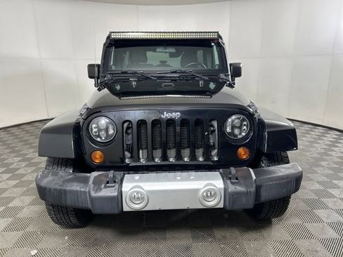 Used 2012 Jeep Wrangler Unlimited Sahara w/ Connectivity Group image 28