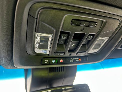 Used 2023 GMC Sierra 1500 AT4 w/ AT4 Premium Package image 14