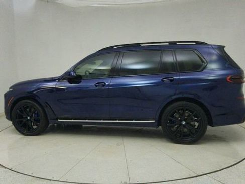 Used 2024 BMW X7 xDrive40i w/ Executive Package image 71