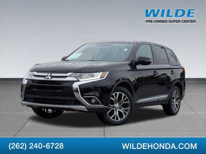 Used 2017 Mitsubishi Outlander SE