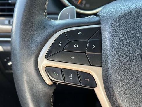 Used 2017 Jeep Grand Cherokee Limited AWD/4WD image 45