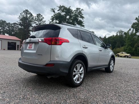 Used 2013 Toyota RAV4 Limited FWD image 6
