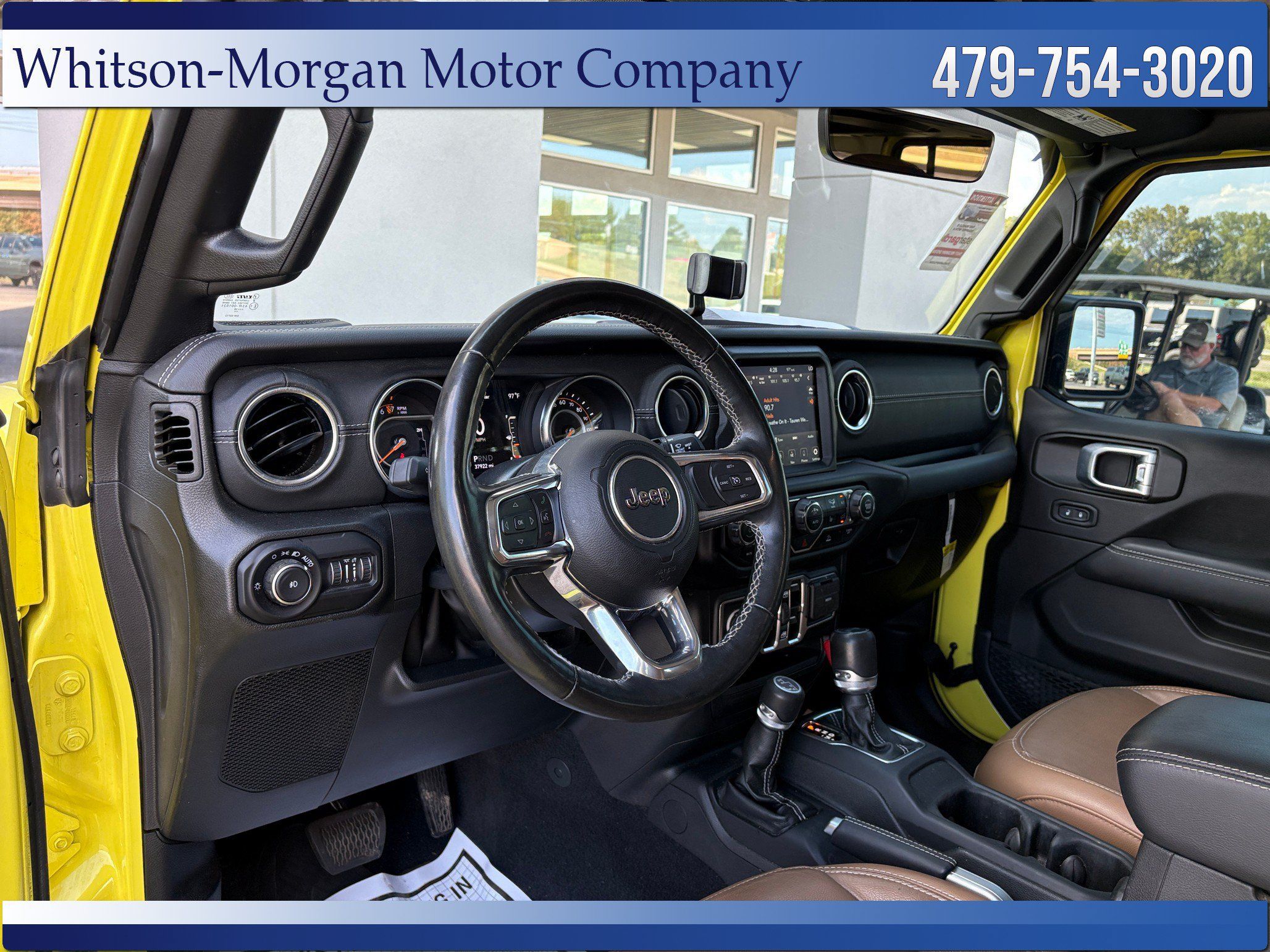 Used 2022 Jeep Wrangler Unlimited Sahara w/ LED Lighting Group AWD/4WD image 10