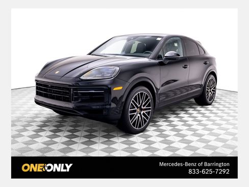 Used 2024 Porsche Cayenne S AWD/4WD image 1
