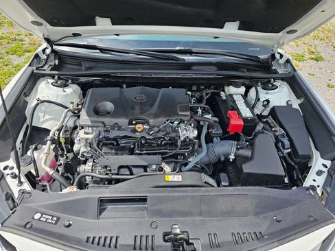 Used 2023 Toyota Camry LE w/ Convenience Package FWD image 3