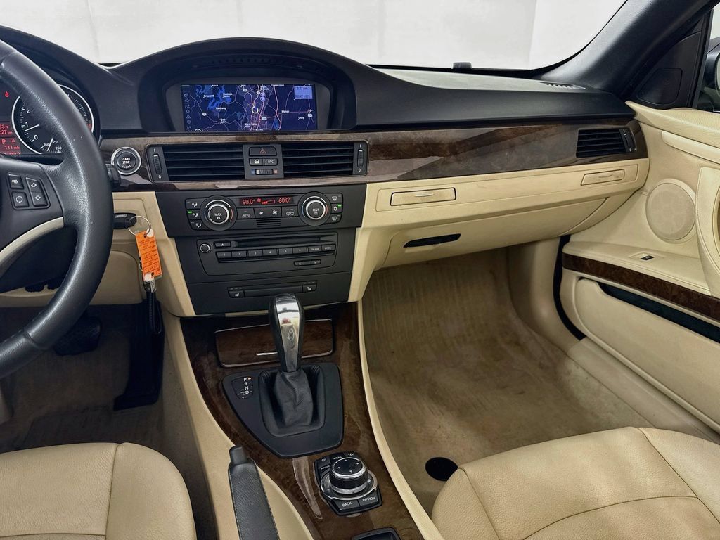 Used 2009 BMW 328i Convertible RWD image 30