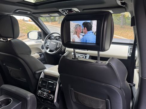 Used 2014 Land Rover Range Rover Sport HSE image 3