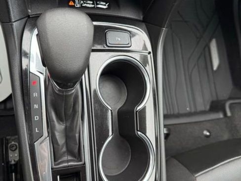 Used 2023 Chevrolet Equinox Premier w/ LPO, Floor Liner Package image 14