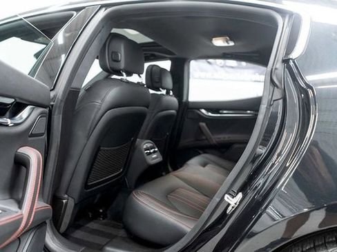 Used 2022 Maserati Ghibli Modena Q4 image 28