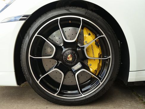 Used 2024 Porsche 911 Turbo S image 31