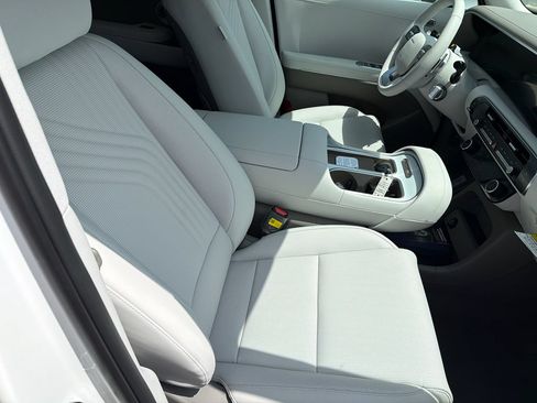New 2026 Hyundai Palisade SEL Premium FWD image 14