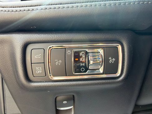 Used 2022 Lincoln Nautilus AWD w/ Premium Package image 22